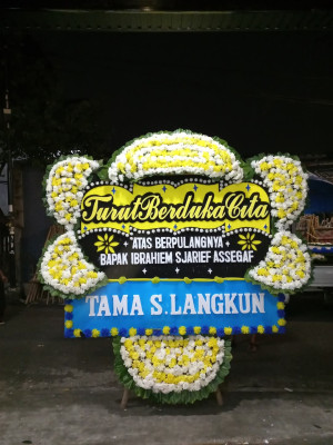 Papan Bunga Duka di Teduh